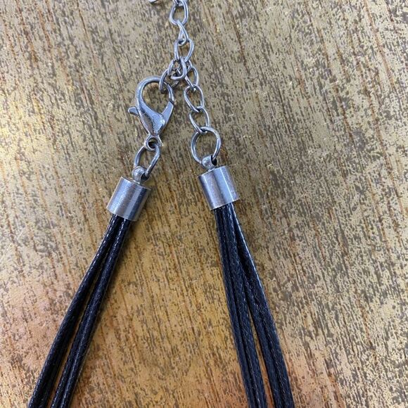 Red leopard fancy necklace - Picture 3 of 3